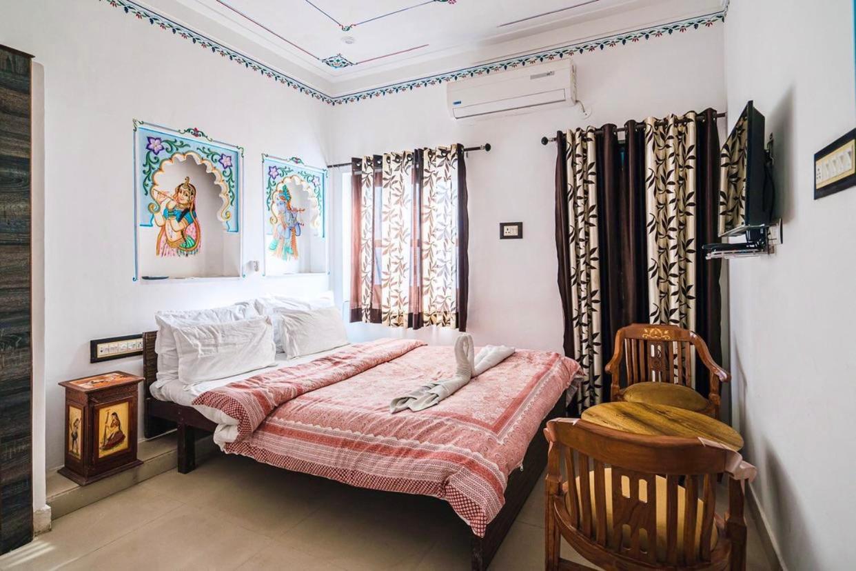 Lassi Guest House อุเดเปอร์ ภายนอก รูปภาพ
