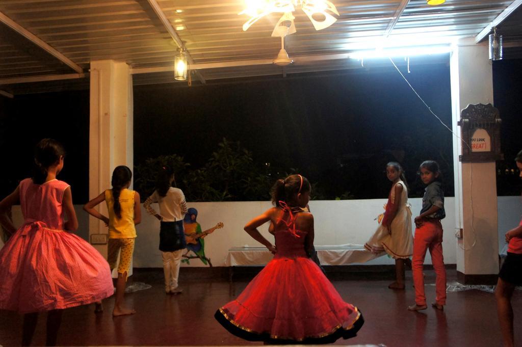 Lassi Guest House อุเดเปอร์ ภายนอก รูปภาพ
